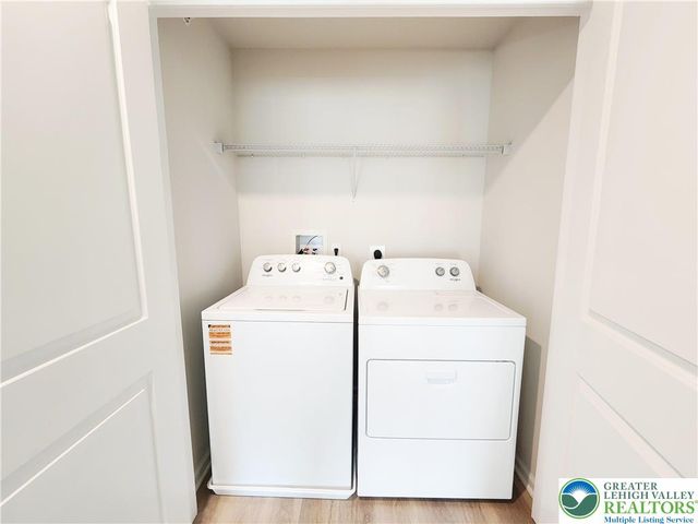 1182 Susan Circle, Upper Macungie Twp, PA 18031