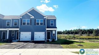 1182 Susan Circle, Upper Macungie Twp, PA 18031