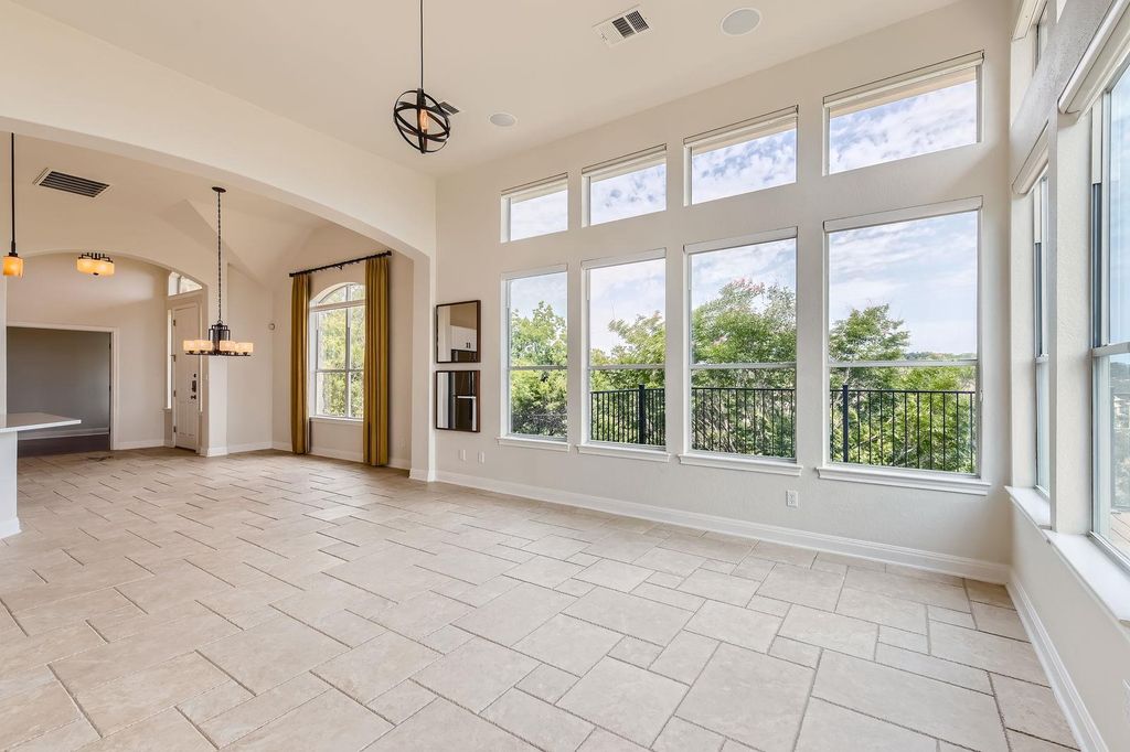 236 Aria RDG 236, Lakeway, TX 78738