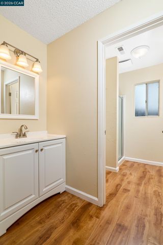 701 Shannon Dr, Suisun City, CA 94585