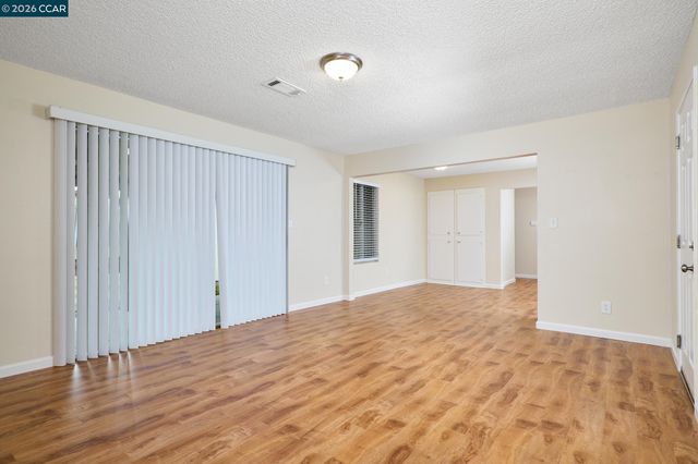 701 Shannon Dr, Suisun City, CA 94585