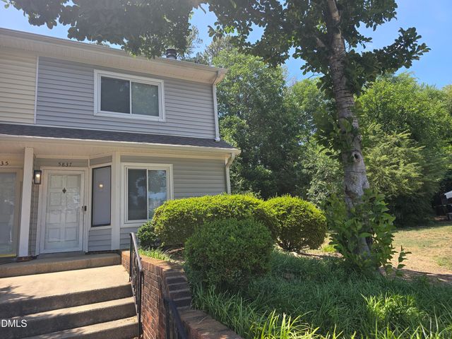5837 Shady Grove Circle, Raleigh, NC 27609