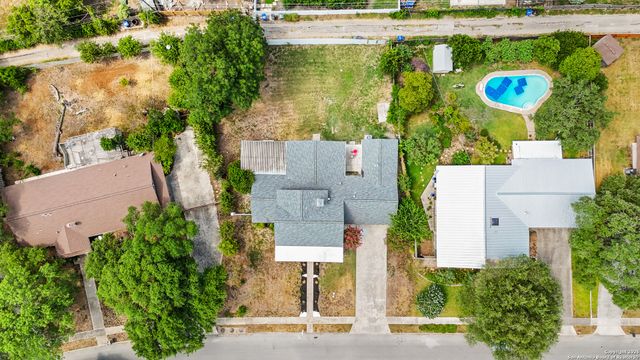 2902 Belvoir Dr, San Antonio, TX 78230