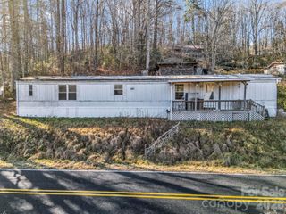 9 Blue Grass Circle, Rosman, NC 28772