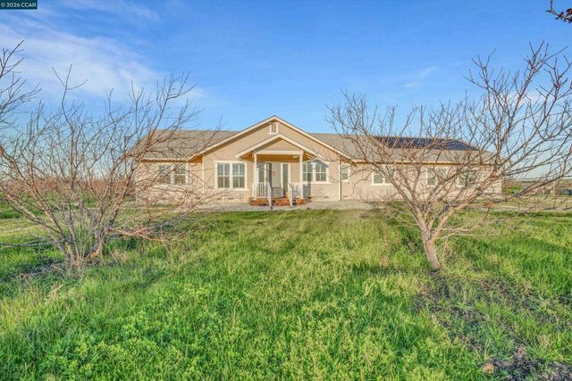 7760 7760 Byron Hwy, Byron, CA 94514