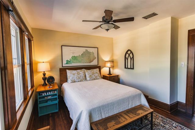 511 W MINNESOTA AVENUE, Deland, FL 32720