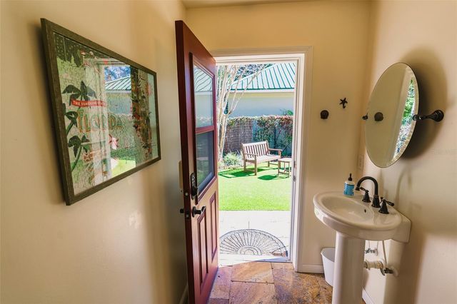 511 W MINNESOTA AVENUE, Deland, FL 32720