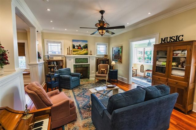 511 W MINNESOTA AVENUE, Deland, FL 32720