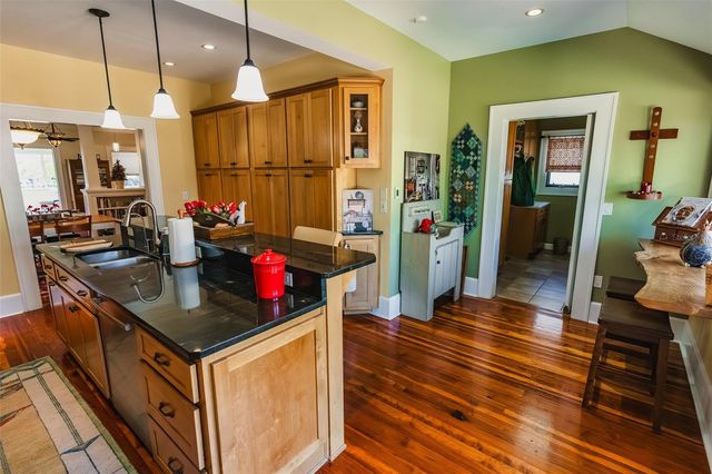 511 W MINNESOTA AVENUE, Deland, FL 32720