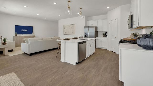 325 DENALI DR, Kyle, TX 78640