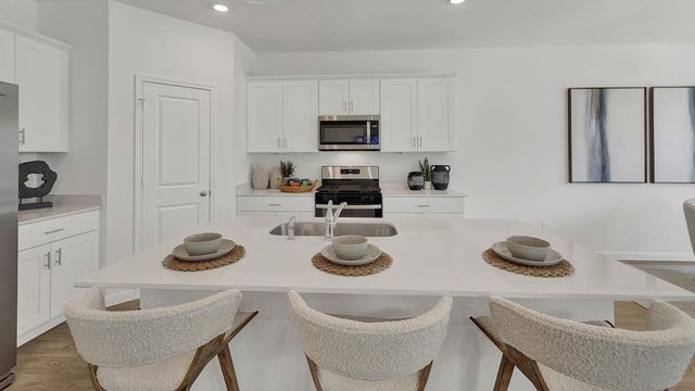 325 DENALI DR, Kyle, TX 78640