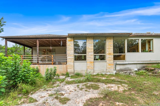 317 Saddle Mountain, Boerne, TX 78006
