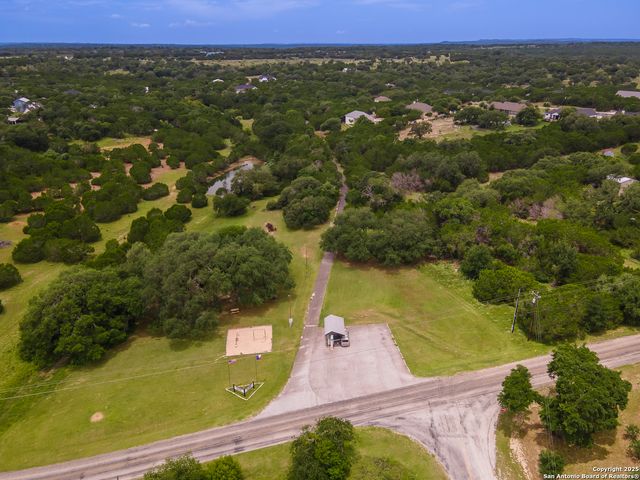 317 Saddle Mountain, Boerne, TX 78006