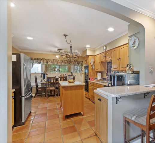 2532 E HAWTHORNE RD, Bartlett, TN 38134