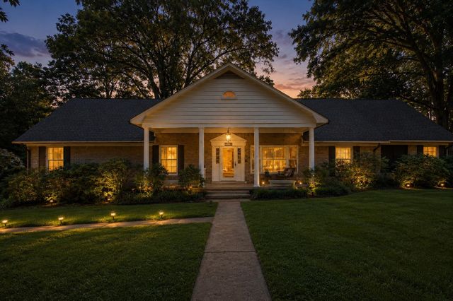 2532 E HAWTHORNE RD, Bartlett, TN 38134