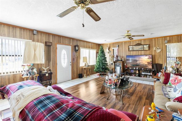 3900 70TH STREET N, St Petersburg, FL 33709