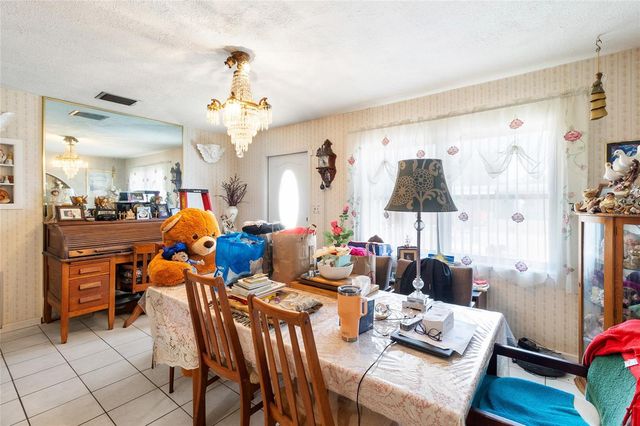 3900 70TH STREET N, St Petersburg, FL 33709