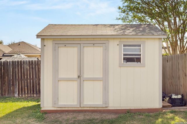 5730 Grosmont, San Antonio, TX 78239