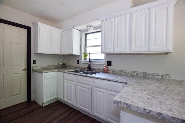 1208 Cathy Lane, Oklahoma City, OK 73110