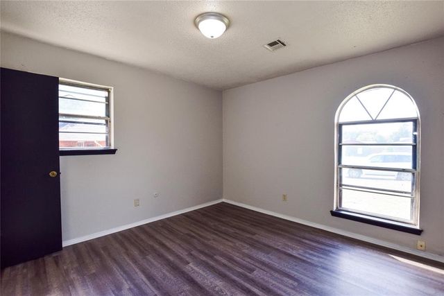 1208 Cathy Lane, Oklahoma City, OK 73110