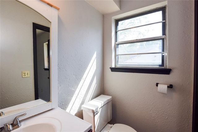 1208 Cathy Lane, Oklahoma City, OK 73110