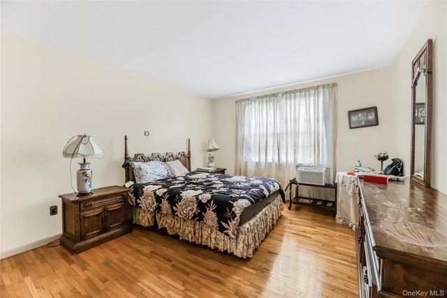 287 Mary Lou Avenue, Yonkers, NY 10703