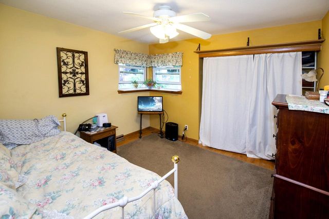1532 S Grand AVENUE, Waukesha, WI 53189