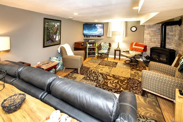 1532 S Grand AVENUE, Waukesha, WI 53189