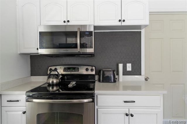 30723 Marshall Street, Southfield, MI 48076