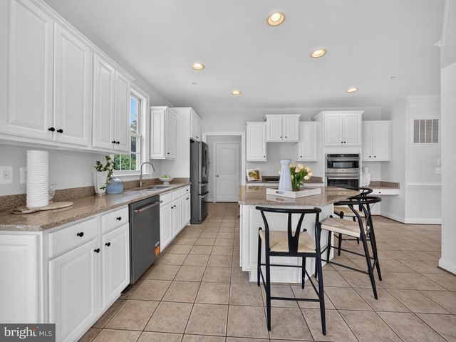 3032 MOORE LN, Kensington, MD 20895