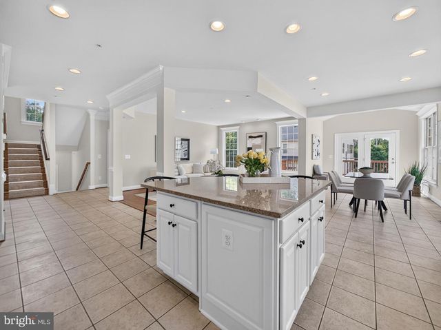 3032 MOORE LN, Kensington, MD 20895