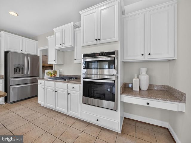 3032 MOORE LN, Kensington, MD 20895