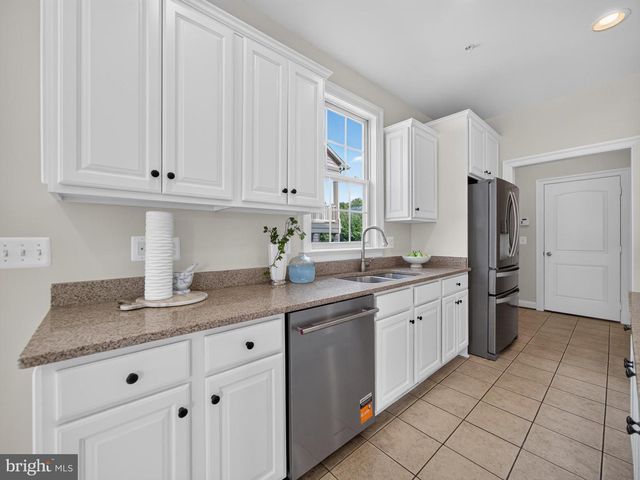3032 MOORE LN, Kensington, MD 20895