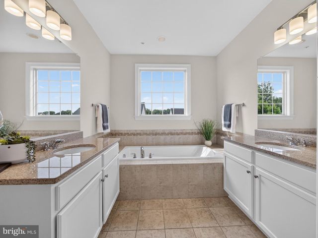 3032 MOORE LN, Kensington, MD 20895