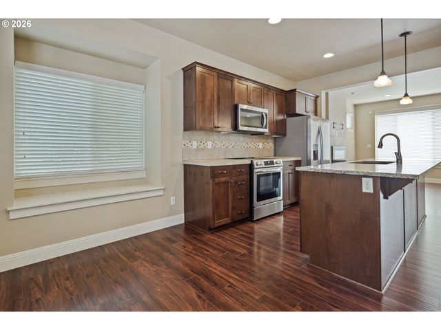 14323 Sw BURLWOOD Ln, Beaverton, OR 97005