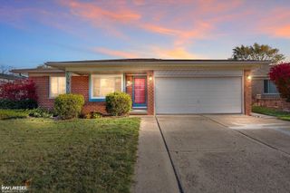 39252 Della Rosa Drive, Sterling Heights, MI 48313