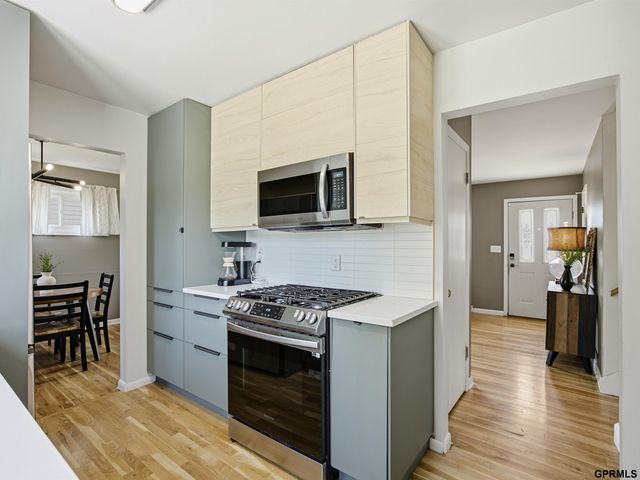 6622 Lafayette Avenue, Omaha, NE 68132