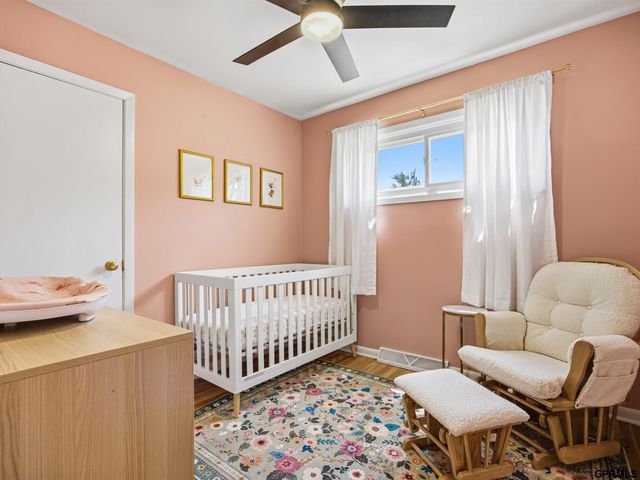 6622 Lafayette Avenue, Omaha, NE 68132