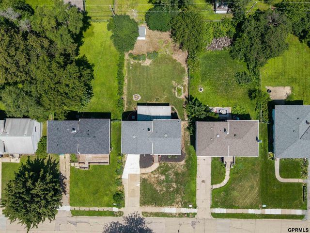 6622 Lafayette Avenue, Omaha, NE 68132