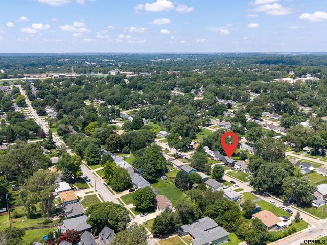 6622 Lafayette Avenue, Omaha, NE 68132