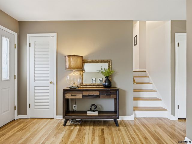 6622 Lafayette Avenue, Omaha, NE 68132