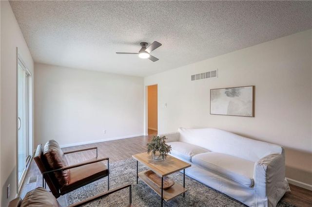 924 Shilo Court, Liberty, MO 64068