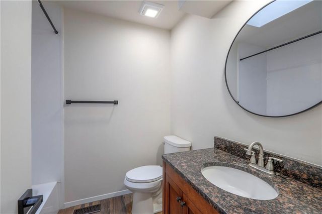 924 Shilo Court, Liberty, MO 64068