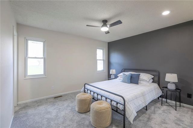 924 Shilo Court, Liberty, MO 64068