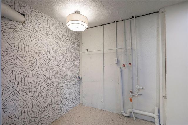 924 Shilo Court, Liberty, MO 64068