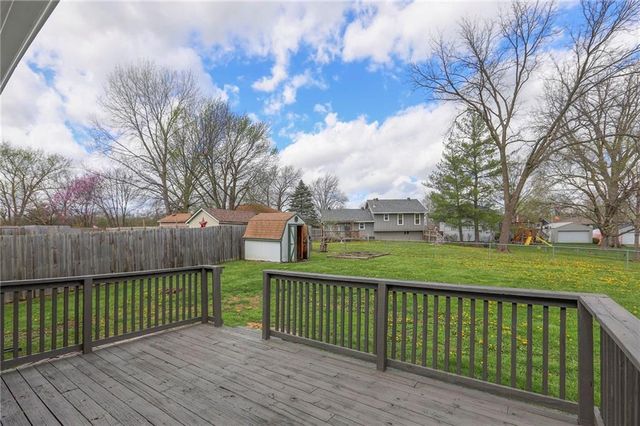 924 Shilo Court, Liberty, MO 64068