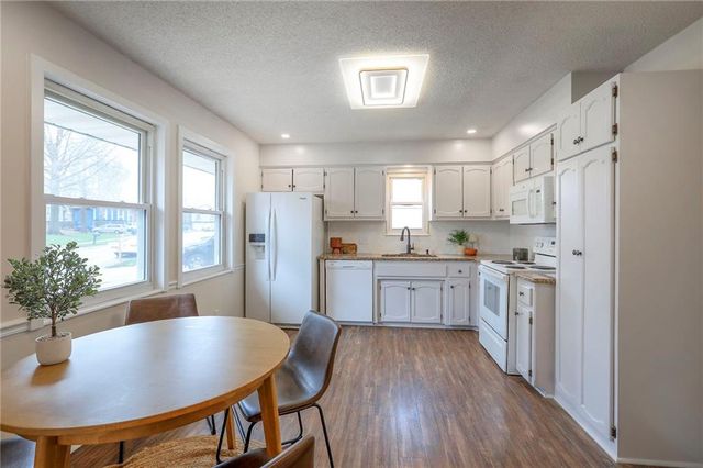 924 Shilo Court, Liberty, MO 64068