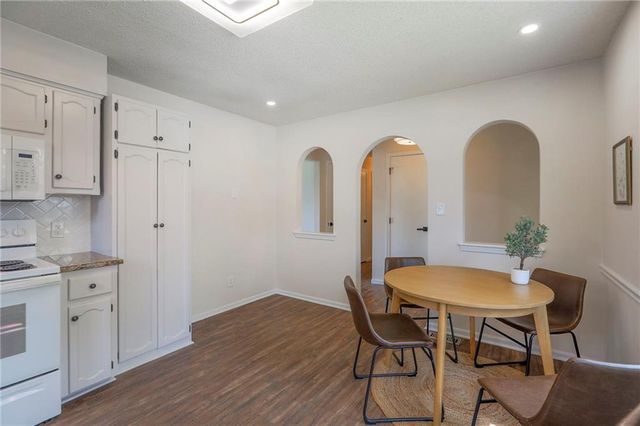 924 Shilo Court, Liberty, MO 64068