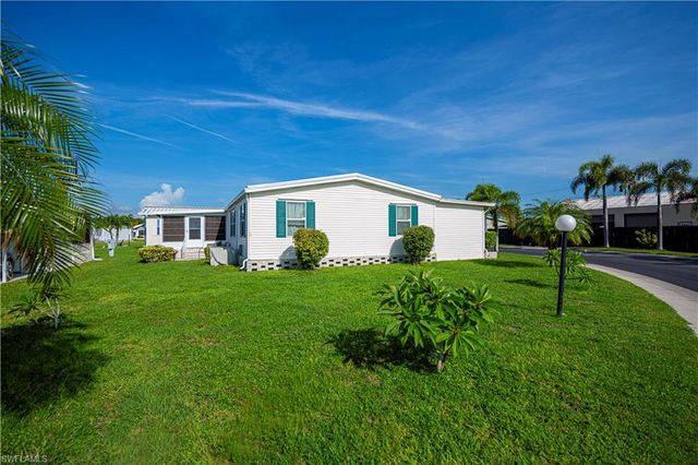 287 Rainbow DR, North Fort Myers, FL 33903