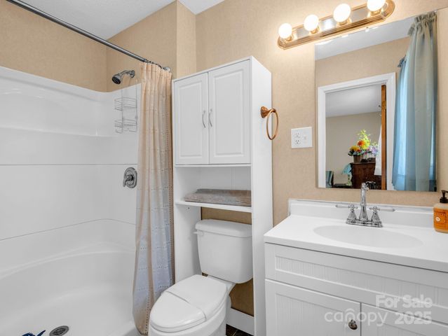 1638 Chase High Road, Forest City, NC 28043